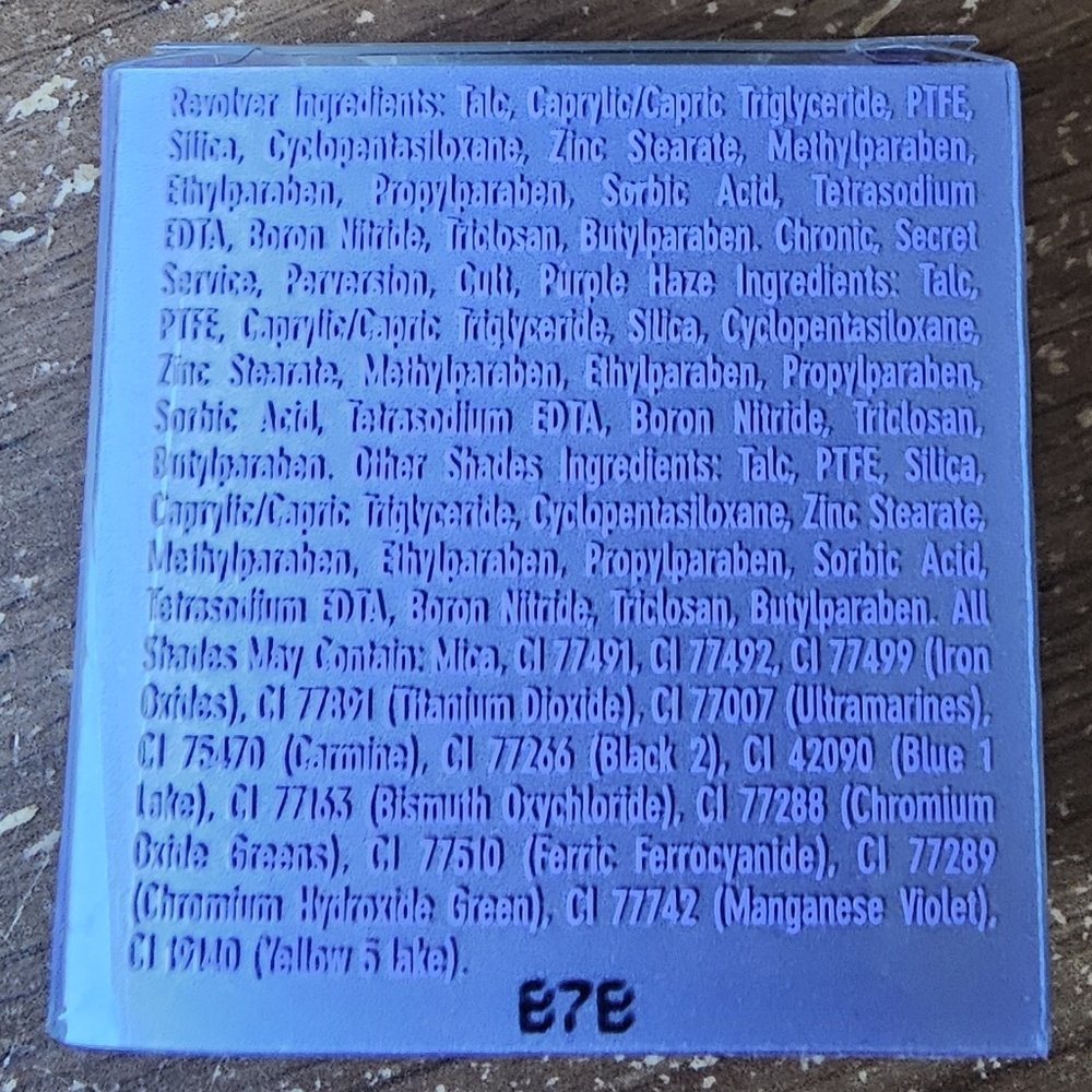 NIB Urban Decay Matte Eyeshadow in NARCOTIC - Vibrant Aqua - Discontinued RARE - Picture 9 of 9